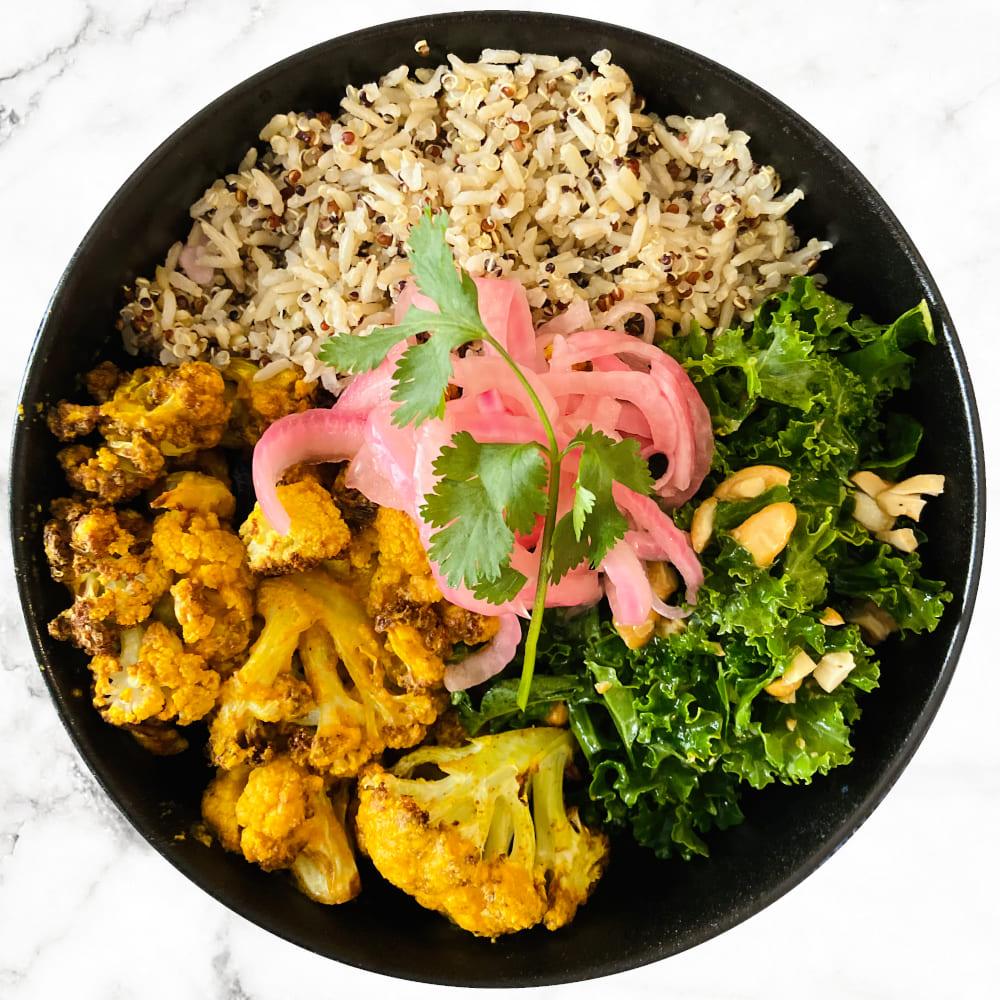 nourish-vegan-food-delivery-catering-houston-roasted-cauliflower-tikka-masala-bowl-cg