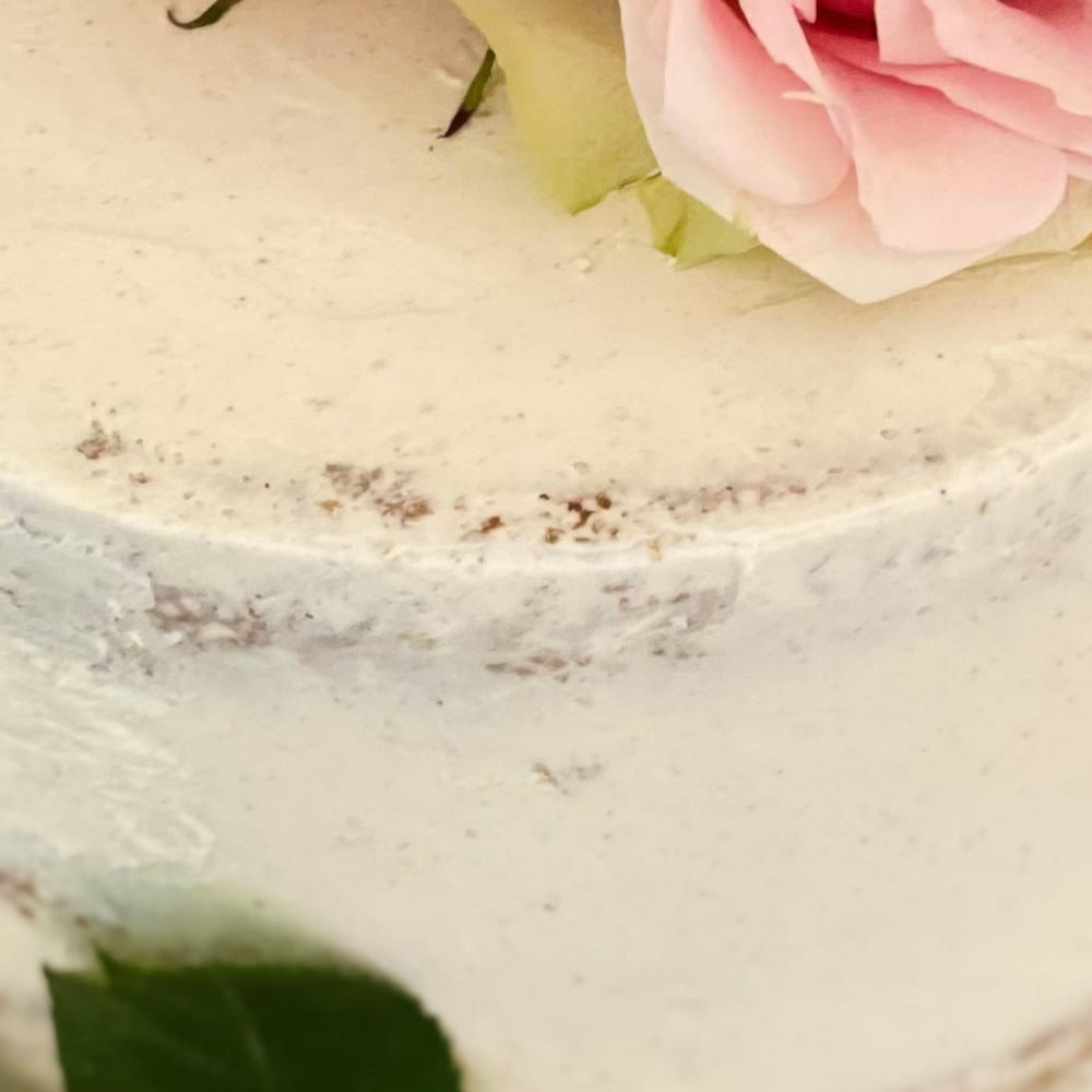 Naked vanilla cake